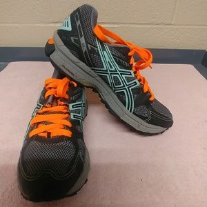 Asics Gel Kahana 7 size 7